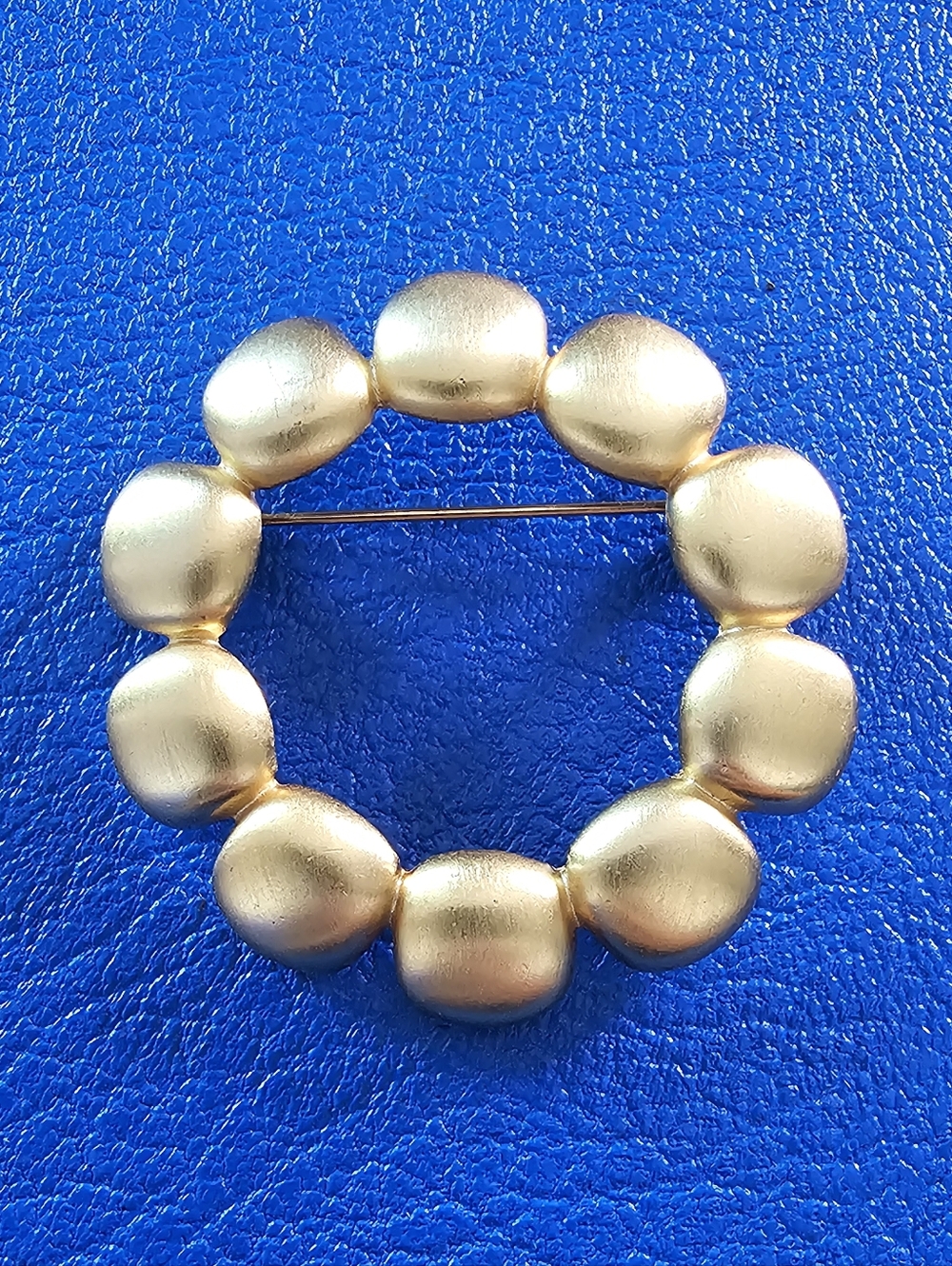 Vintage Anne Klein Circle Brooch Gold Tone Nugget Pebble Pin